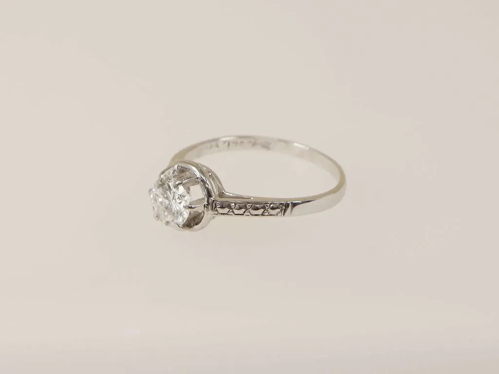 18ct White Gold Diamond Solitaire Ring