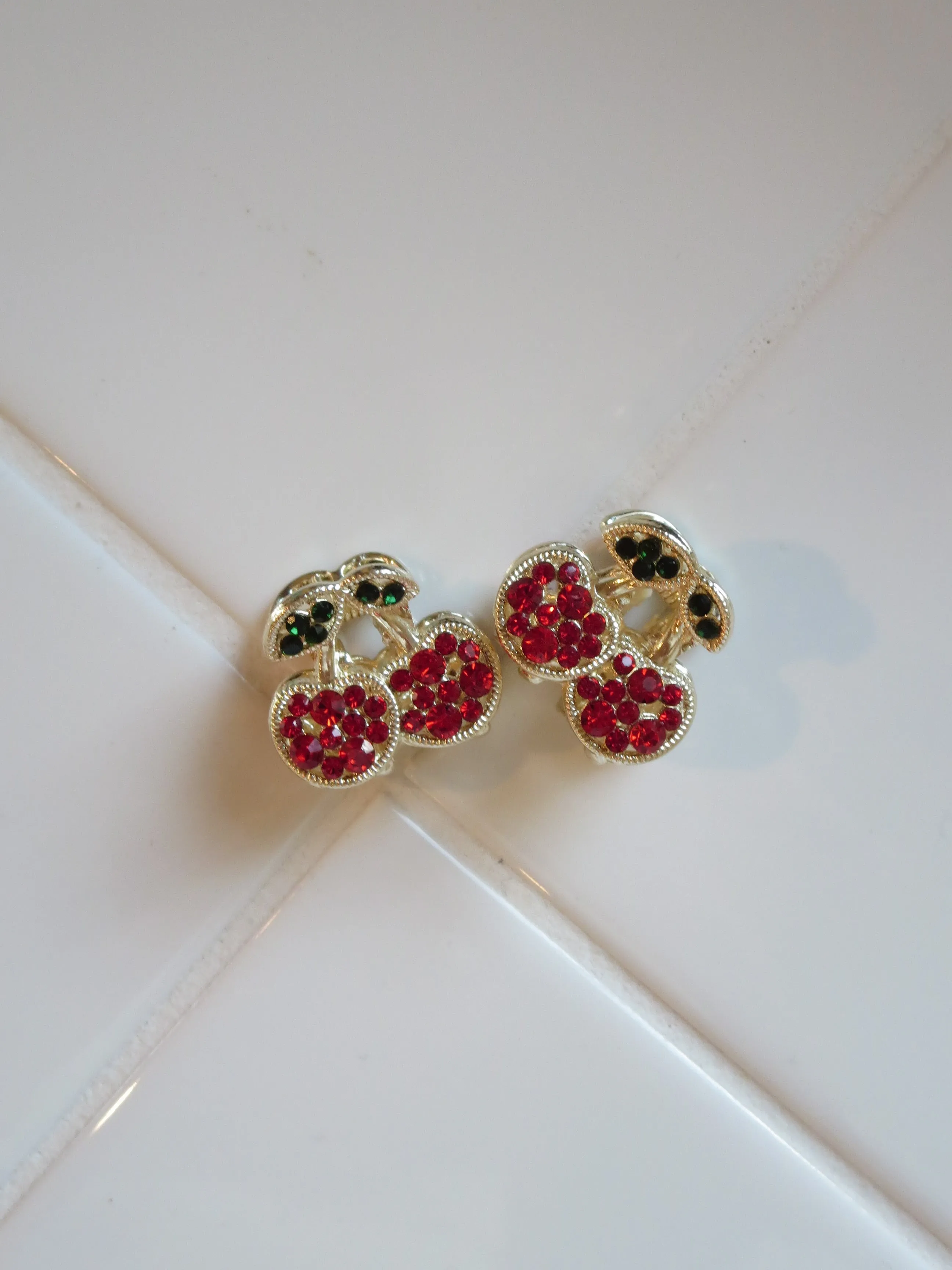 Cherry Stone Mini Hair Clip Set