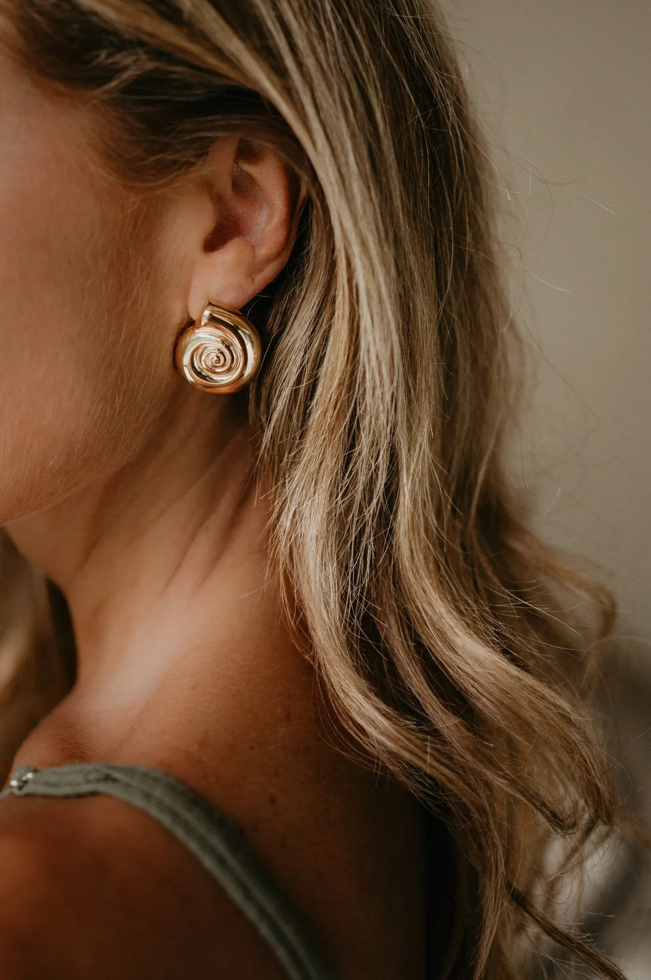 Cuccio earrings I Gold