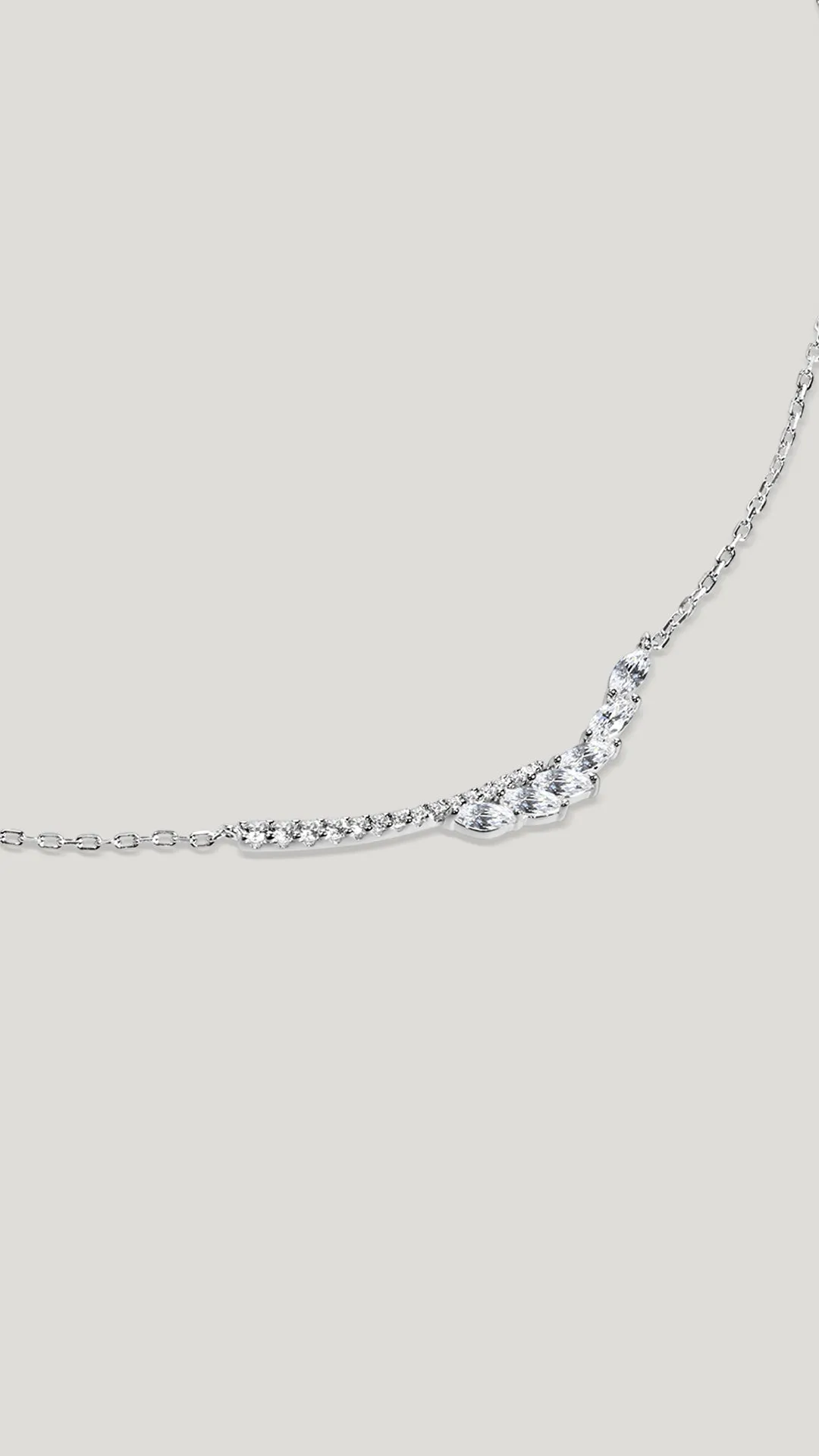 Laeta Necklace White Gold Plated