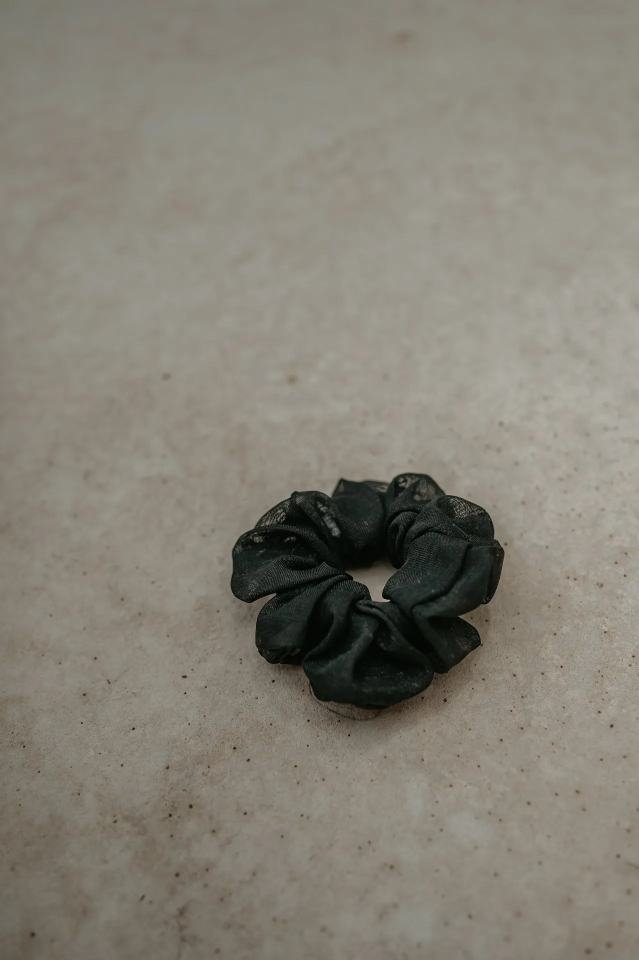 Nappa scrunchie I Black